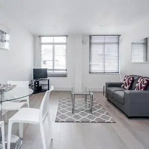 roomspace-serviced-apartments-river-house.brighton-hotels-england.com/