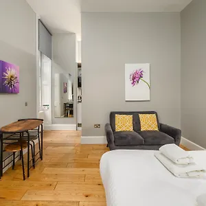 Destiny Scotland - St Andrew Square Appartement