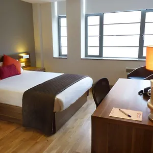 https://britannia-study-hotel.brighton-hotels-england.com