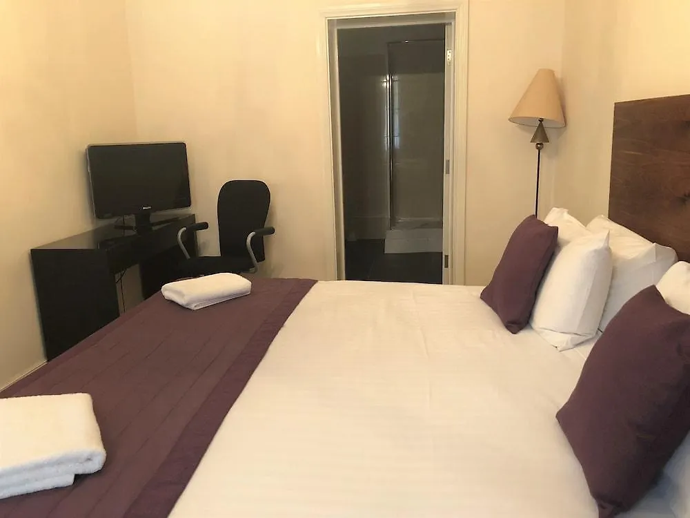 Aparthotel Cairn Hotel & Apartments Edinburgh