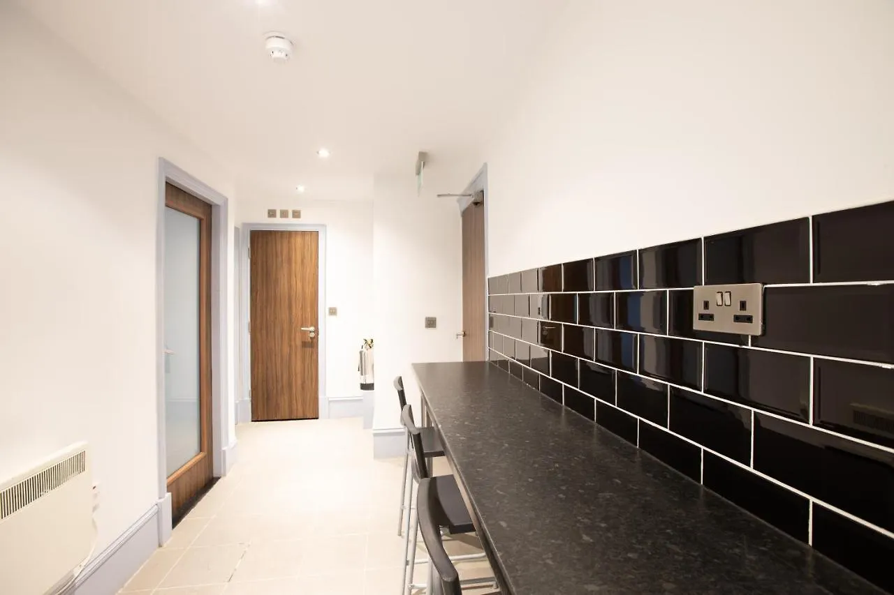 Apartahotel Cairn Hotel & Apartments Edimburgo
