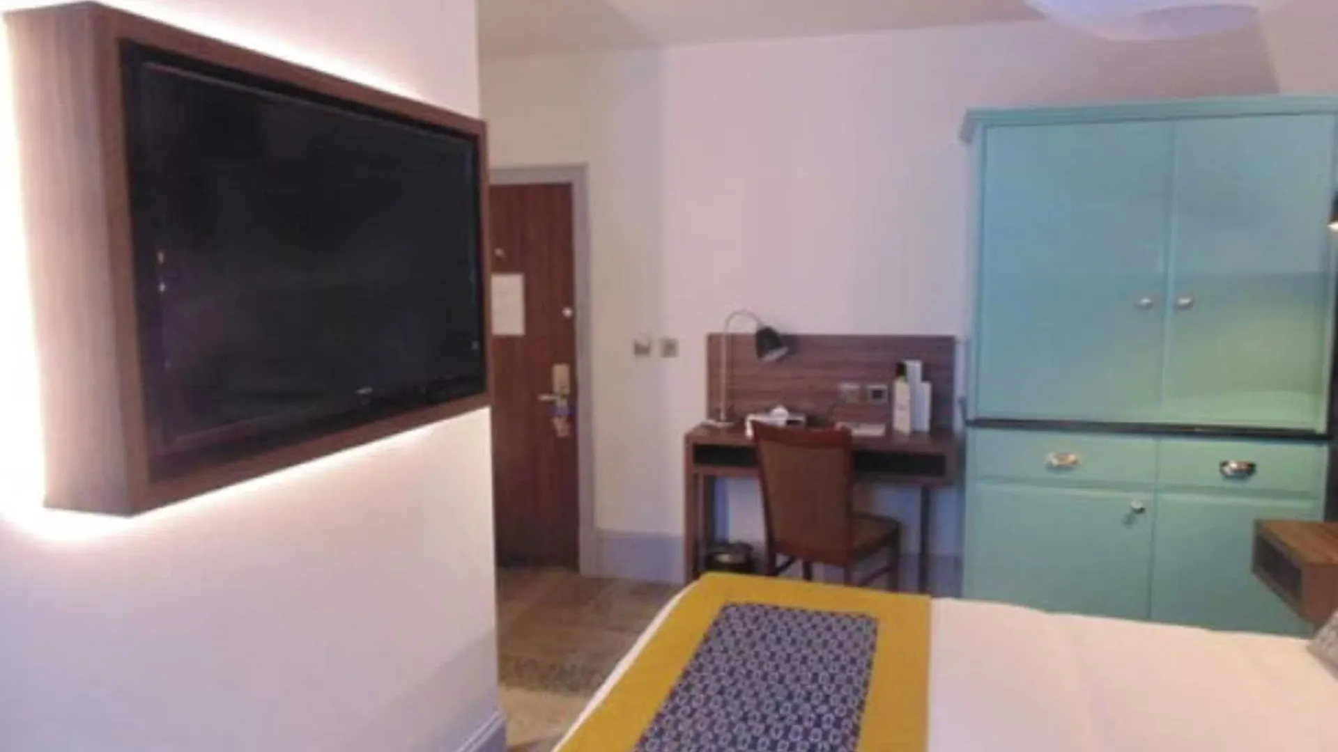 Cairn Hotel & Apartments Edimburgo Reino Unido