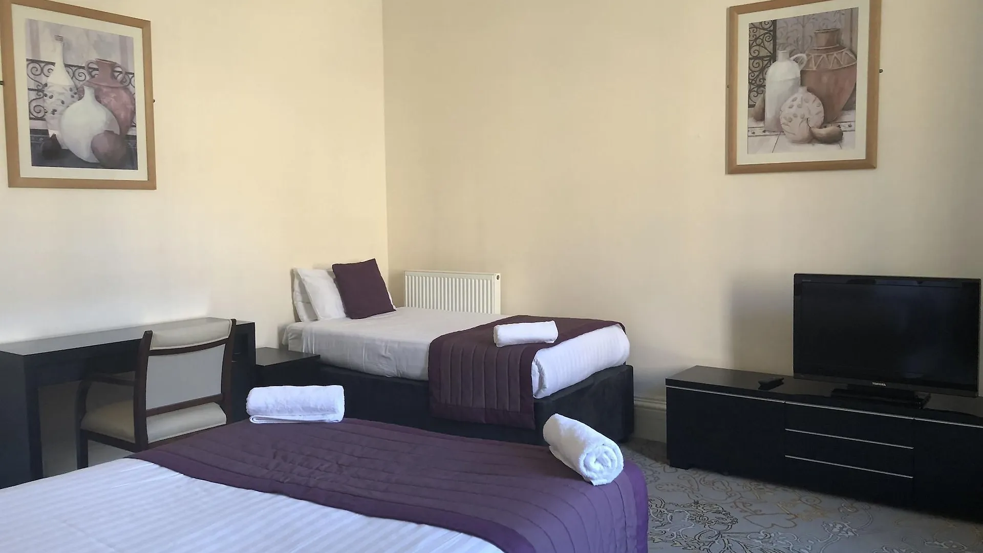 Apartahotel Cairn Hotel & Apartments Edimburgo