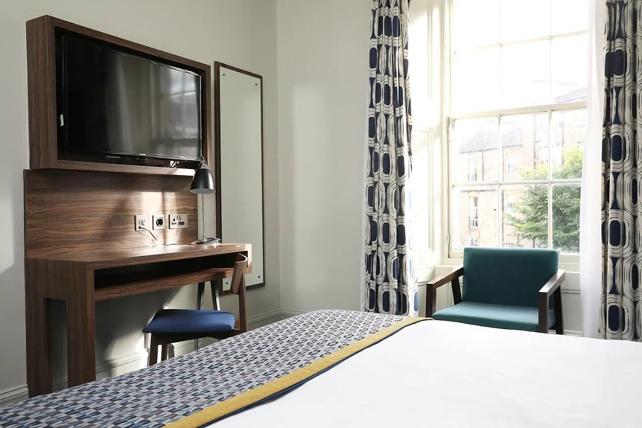 Apartahotel Cairn Hotel & Apartments Edimburgo
